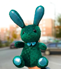 Мягкая игрушка "Зайчик Louis Vuitton", зелёный (детские мягкие игрушки) Зайчик Луи Виттон мягкая игрушка