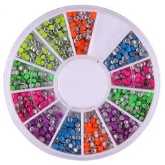 Стразы для дизайна ногтей в карусели круглые 6 цветов
